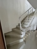 Под наем КЪЩА, град Варна, м-т Долна Трака • 2500 € • 57195559 12