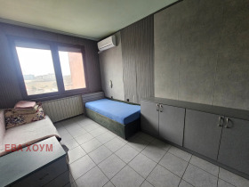 2 Schlafzimmer Kameniza 2, Plowdiw 8