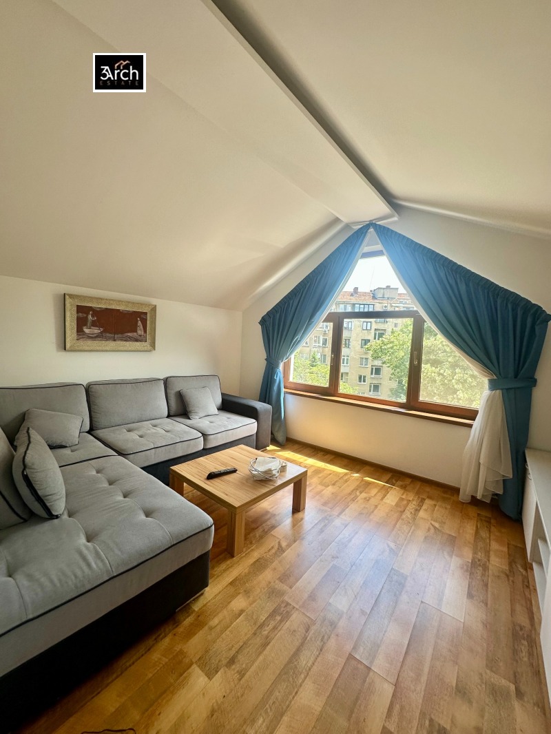 Para alugar  1 quarto Sofia , Centar , 65 m² | 37981819
