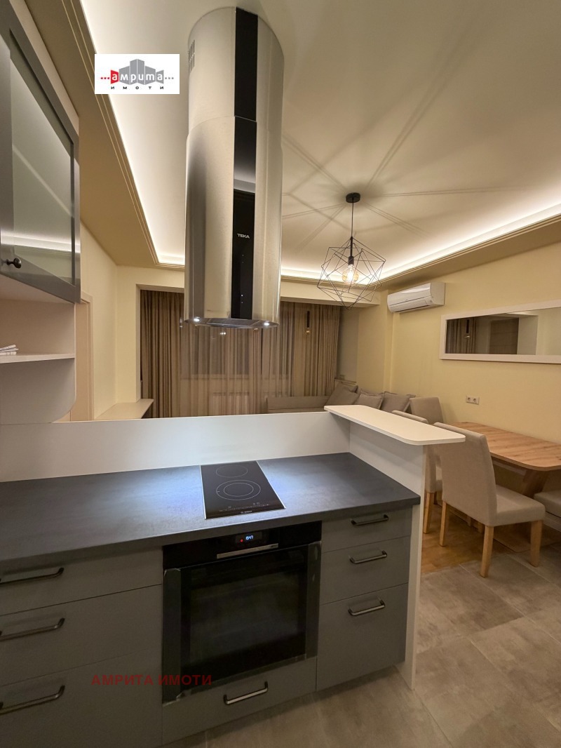 Дава под наем 3-СТАЕН, гр. София, Лозенец, снимка 5 - Апартаменти - 53314500