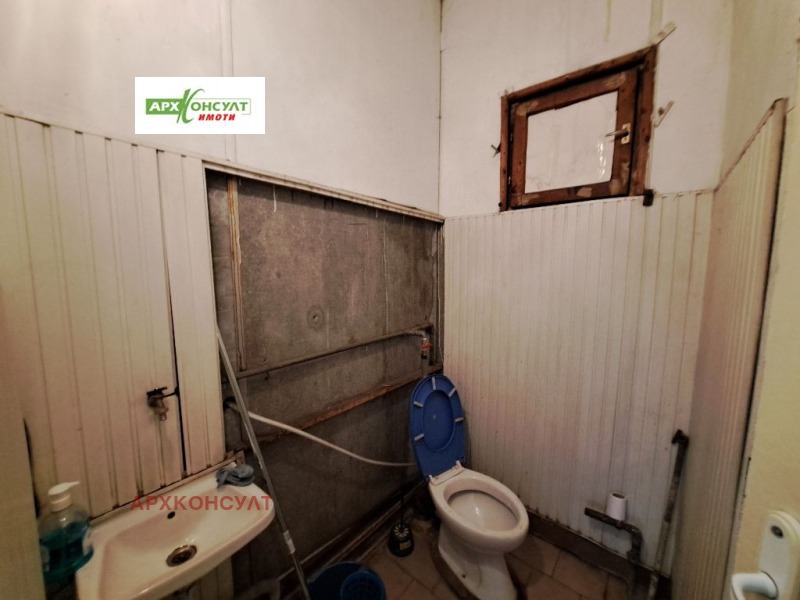 Дава под наем МАГАЗИН, гр. София, Света Троица, снимка 6 - Магазини - 53043559