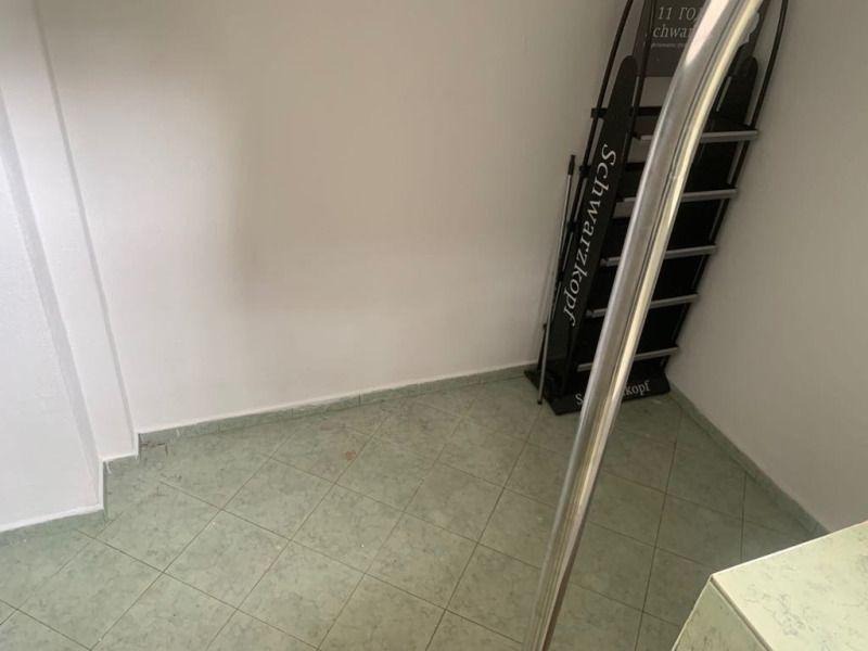 Дава под наем МАГАЗИН, гр. Пловдив, Център, снимка 5 - Магазини - 53342147