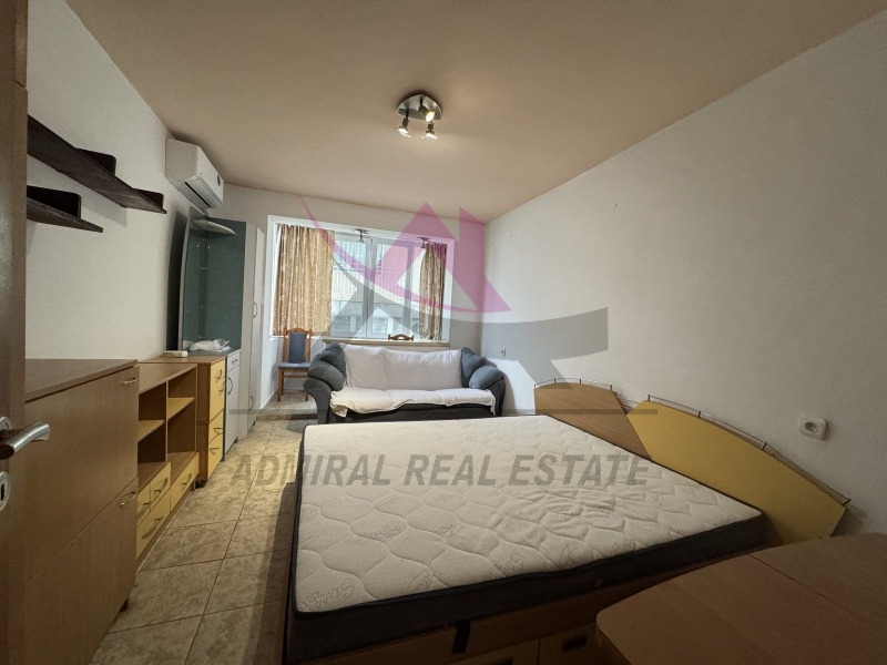 Дава под наем  1-стаен град Варна , Център , 50 кв.м | 47505062