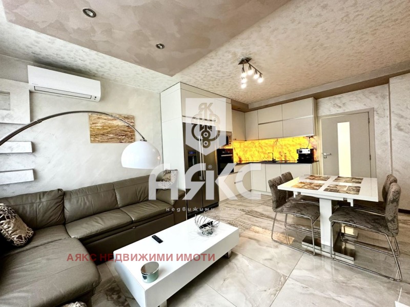 В аренду  2 спальни София , Център , 100 кв.м | 69382312