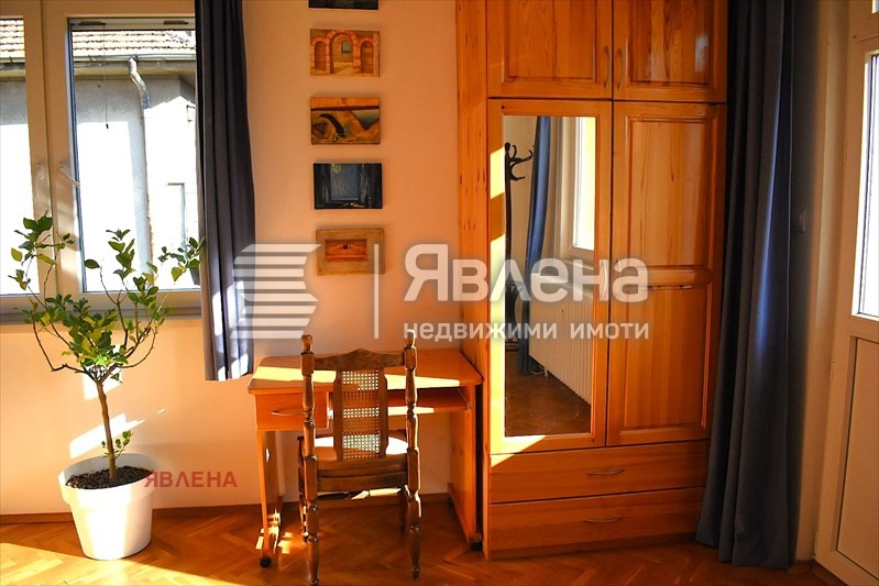 Kiadó  2 hálószobás Sofia , Centar , 130 négyzetméter | 46934902 - kép [2]