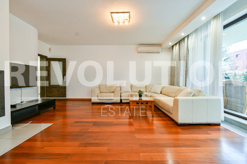 A louer  3 chambres Sofia , Dragalevtsi , 213 m² | 41429832