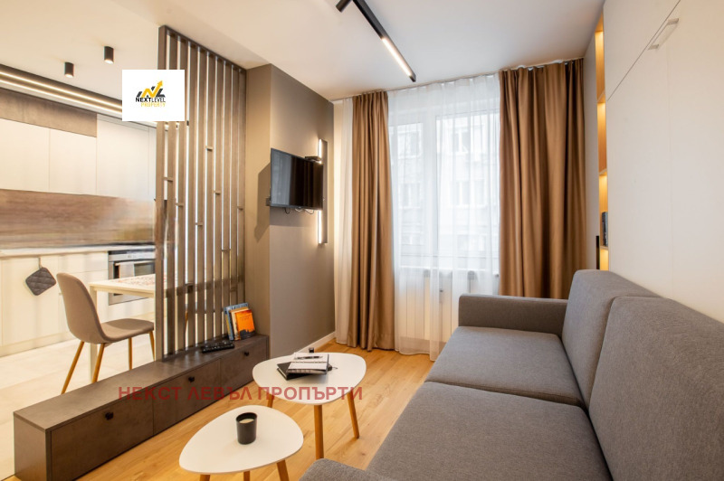 En renta  Estudio Sofia , Tsentar , 40 metros cuadrados | 80304218