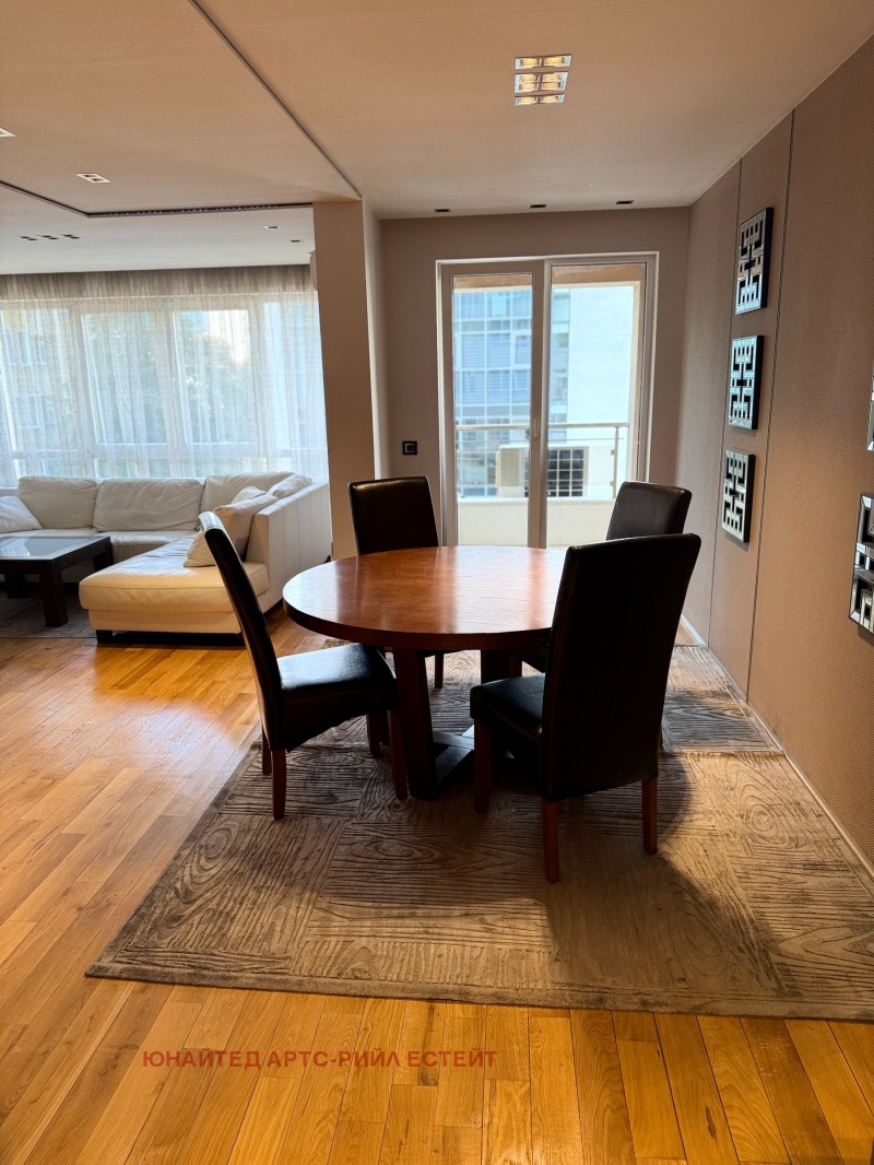 K pronájmu  2 ložnice Sofia , Strelbište , 140 m2 | 87054082 - obraz [4]