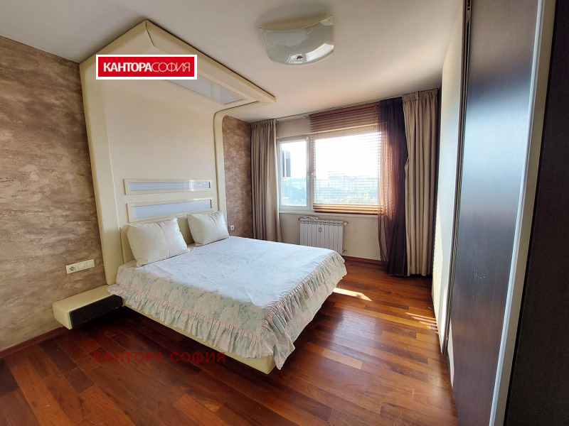 Дава под наем 3-СТАЕН, гр. София, Център, снимка 5 - Апартаменти - 52605603