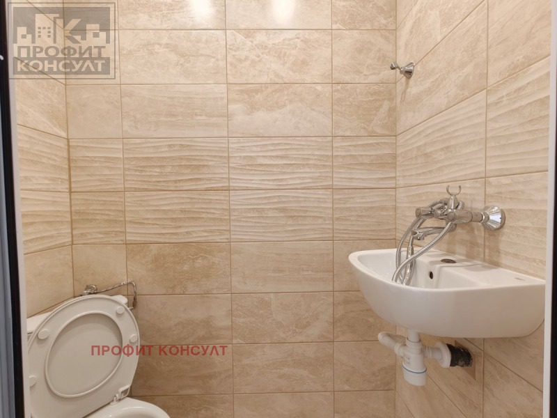 Дава под наем ОФИС, гр. Велико Търново, Бузлуджа, снимка 4 - Офиси - 53172497