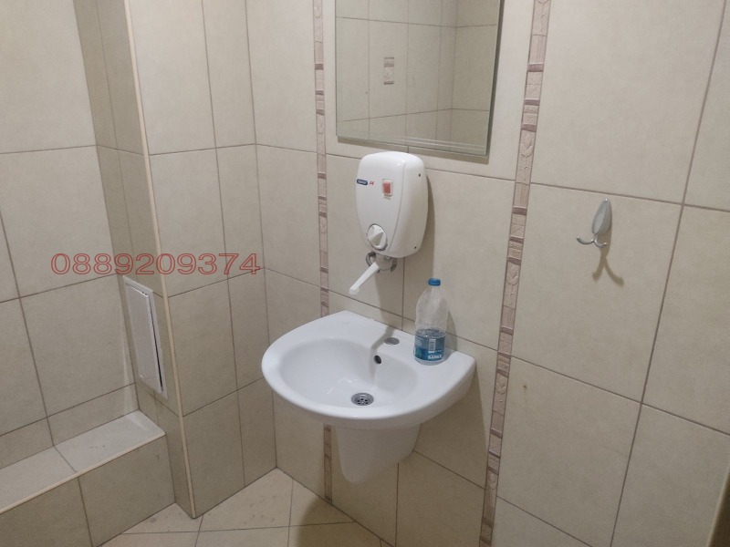 Дава под наем МАГАЗИН, гр. Балчик, област Добрич, снимка 6 - Магазини - 52782420