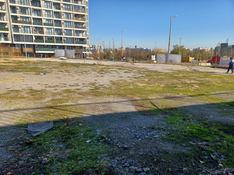 Дава под Наем МЯСТО в град София, Горубляне - 1000 кв.м / 900 € » 1 760.25 лв., ДАР ИМОТИ