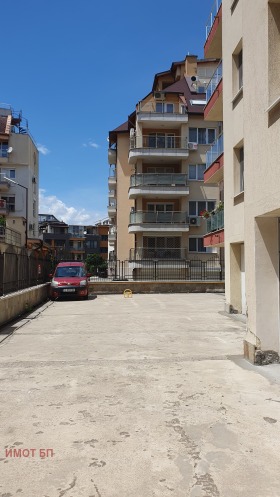 Parkovací místo Manastirski livadi, Sofia 4