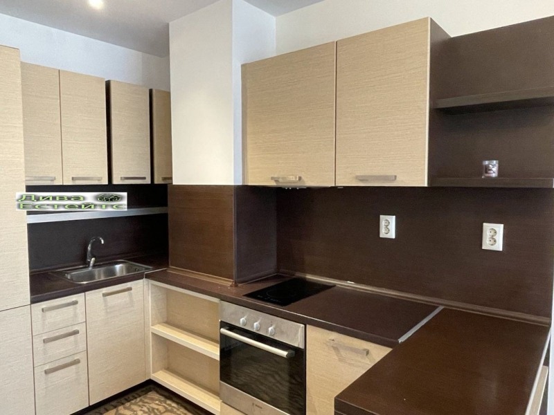 A louer  1 chambre Sofia , Bakston , 72 m² | 78083399