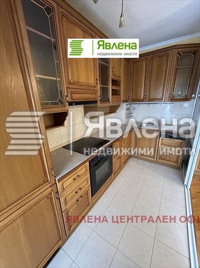 Дава под наем 3-СТАЕН, гр. София, Център, снимка 5 - Aпартаменти - 48202769