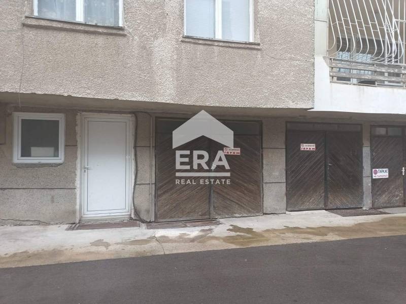 Te huur  Garage Varna , Tsentar , 15 m² | 17256255