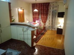 1 dormitorio Chayka, Varna 1