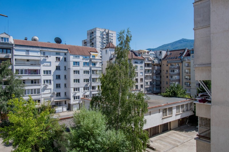 K pronájmu  1 ložnice Sofia , Borovo , 86 m2 | 40473536 - obraz [2]