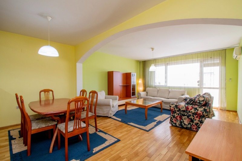 K pronájmu  1 ložnice Sofia , Borovo , 86 m2 | 40473536 - obraz [3]