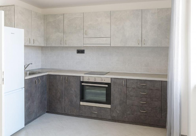 Под наем 2-СТАЕН, град Варна, Младост 1 • 400 € / 782.33 лв. • 33930575 1