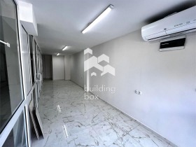 ОФИС, 32 m2