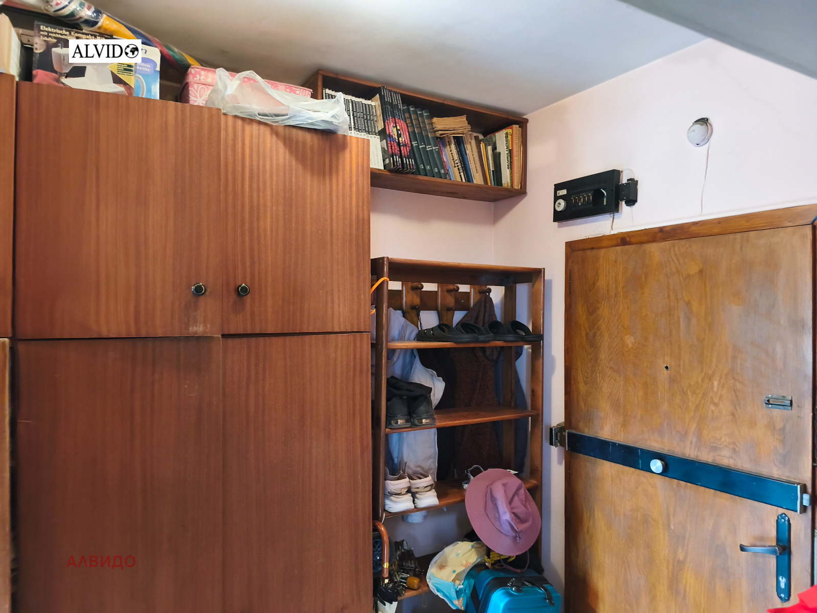 Дава под наем 1-СТАЕН, гр. София, Света Троица, снимка 8 - Апартаменти - 55498612