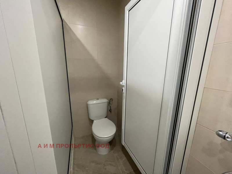 Дава под наем МАГАЗИН, гр. Благоевград, Идеален център, снимка 5 - Магазини - 52404472