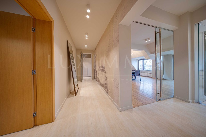 Дава под наем 4-СТАЕН, гр. София, Витоша, снимка 17 - Апартаменти - 52616213