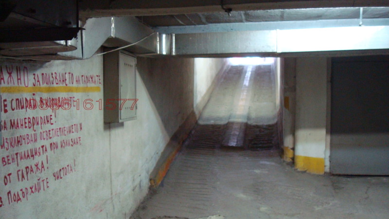 Дава под наем ГАРАЖ, ПАРКОМЯСТО, гр. София, Оборище, снимка 7 - Гаражи и паркоместа - 53294166