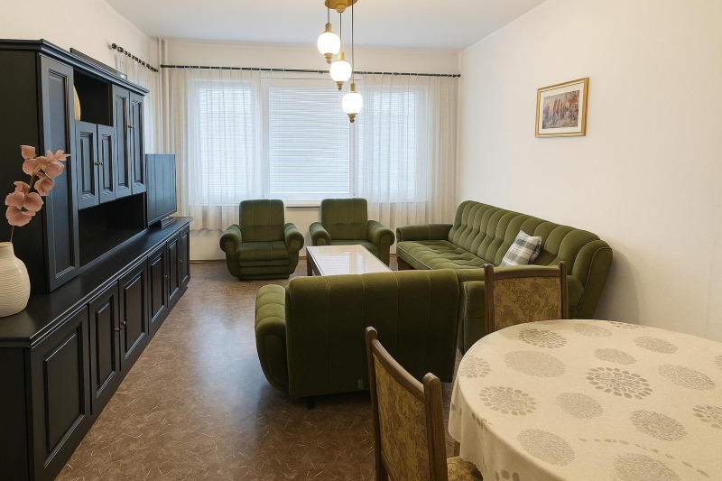 Под наем 3-СТАЕН, град Пловдив, Център • 409 € / 799.93 лв. • 85710855 1