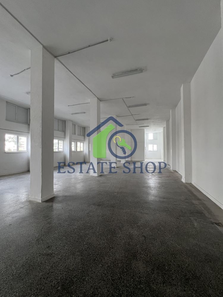 För uthyrning  Industribyggnad Plovdiv , Industrialna zona - Iztok , 220 kvm | 25488646
