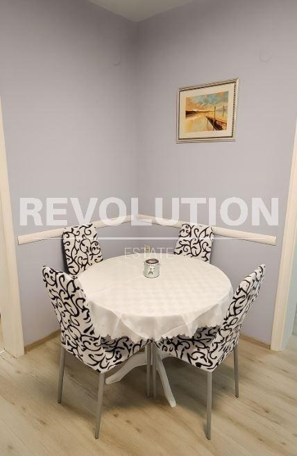 K pronájmu  2 ložnice Varna , Centar , 90 m2 | 49128152 - obraz [4]