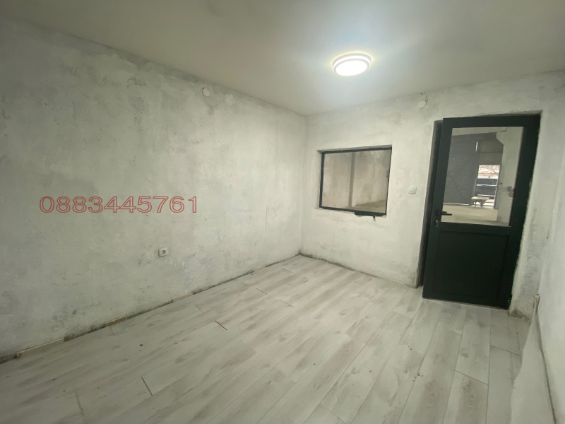 Дава под наем ПРОМ. ПОМЕЩЕНИЕ, гр. Кърджали, Промишлена зона - Изток, снимка 6 - Производствени сгради - 52786548