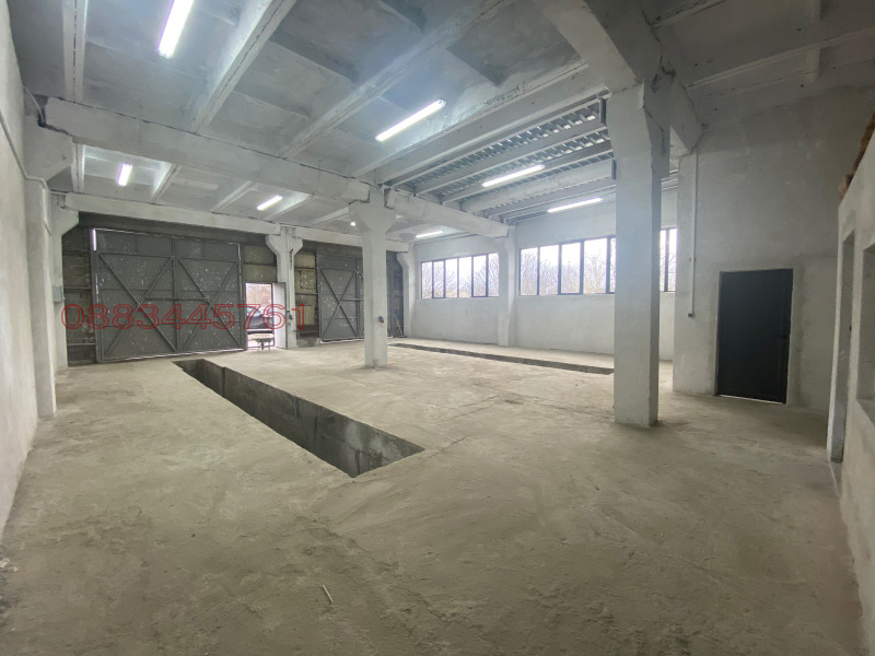 Дава под наем ПРОМ. ПОМЕЩЕНИЕ, гр. Кърджали, Промишлена зона - Изток, снимка 3 - Производствени сгради - 52786548