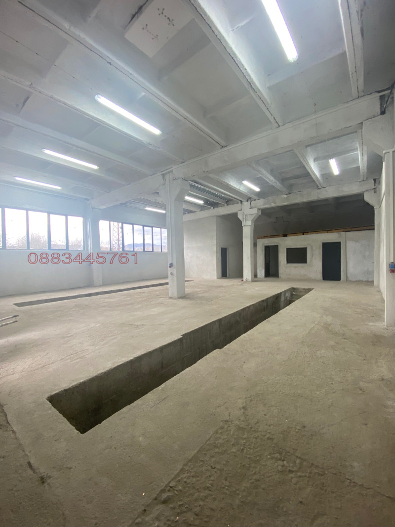 Дава под наем ПРОМ. ПОМЕЩЕНИЕ, гр. Кърджали, Промишлена зона - Изток, снимка 2 - Производствени сгради - 52786548