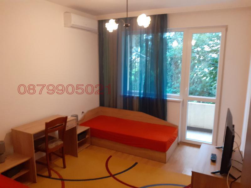 Kiadó  1 hálószoba Varna , Centar , 60 négyzetméter | 72473470