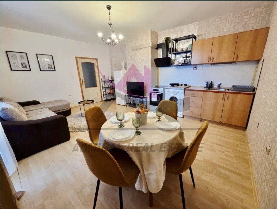 Дава под наем 2-СТАЕН, гр. Варна, Левски 1