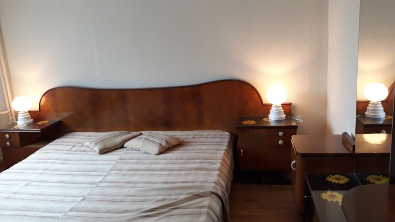 K pronájmu  1 ložnice Ruse , Vazraždane , 62 m2 | 81614398 - obraz [8]