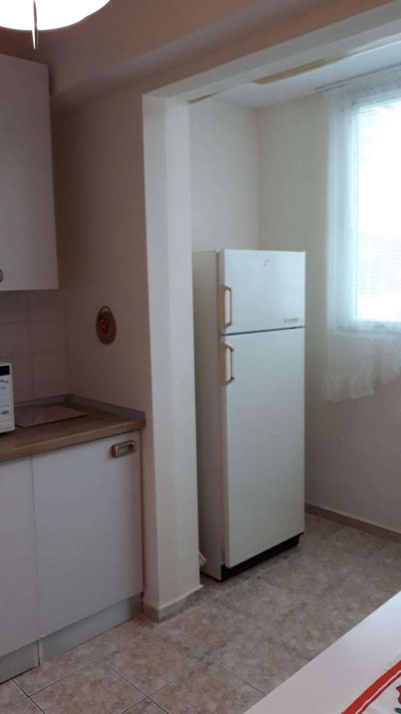 K pronájmu  1 ložnice Ruse , Vazraždane , 62 m2 | 81614398 - obraz [5]