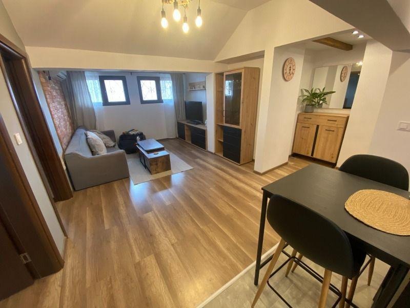 Дава под наем 2-СТАЕН, гр. София, Център