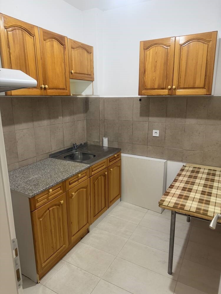 Под наем 3-СТАЕН, град Пловдив, Въстанически • 700 лв. / 357.90 € • 28225979 1