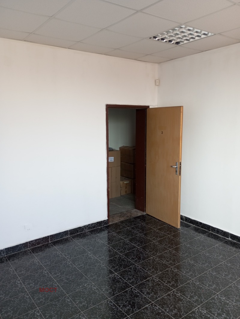 Дава под наем ОФИС, гр. Пловдив, Център, снимка 2 - Офиси - 53191040