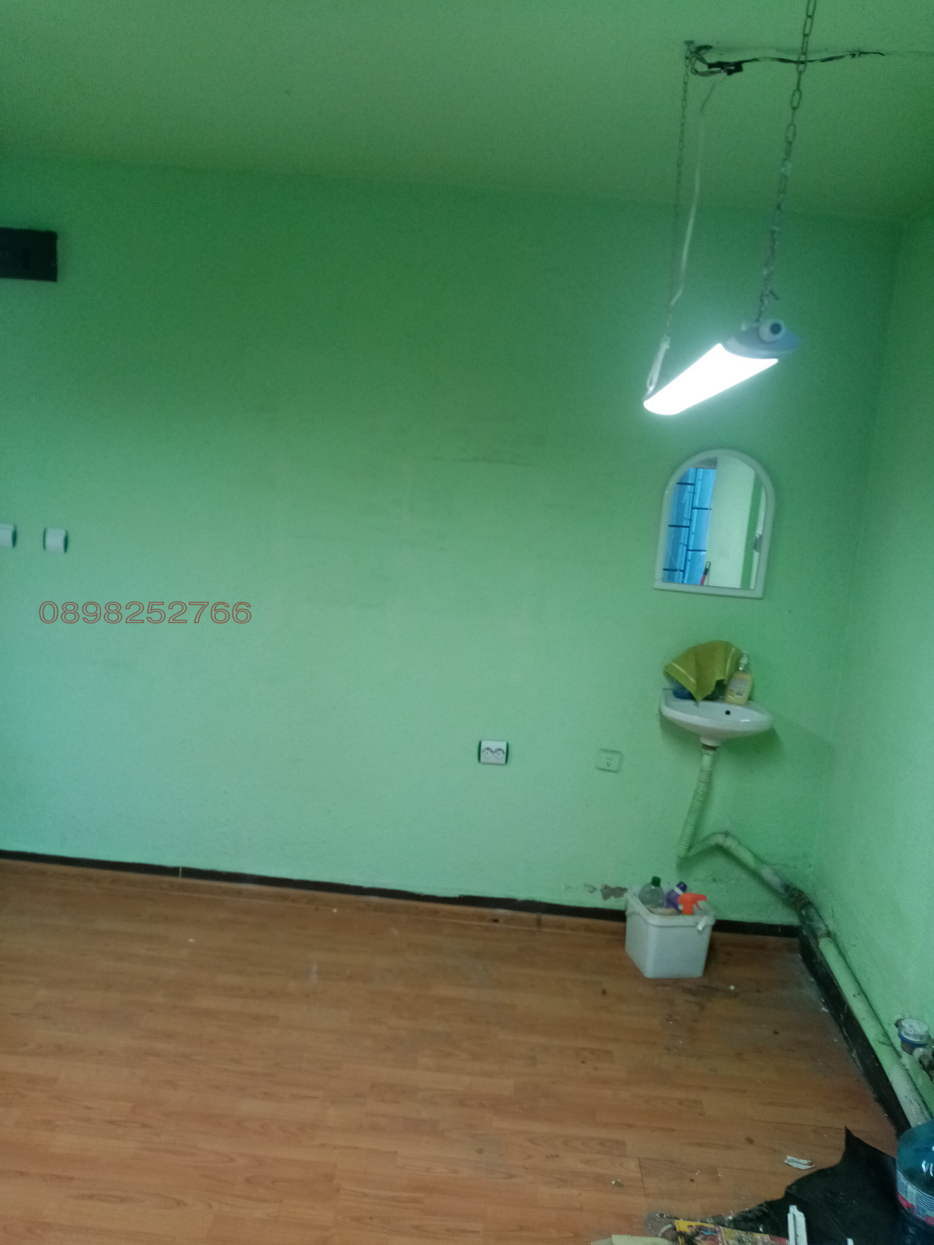 Дава под наем МАГАЗИН, гр. Русе, Централен кооп. пазар, снимка 2 - Магазини - 54137565