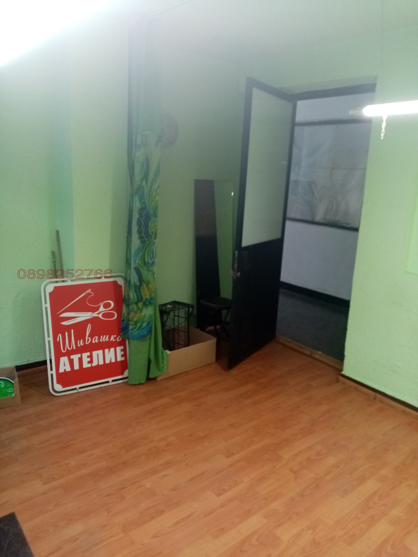 Дава под наем МАГАЗИН, гр. Русе, Централен кооп. пазар, снимка 8 - Магазини - 54137565