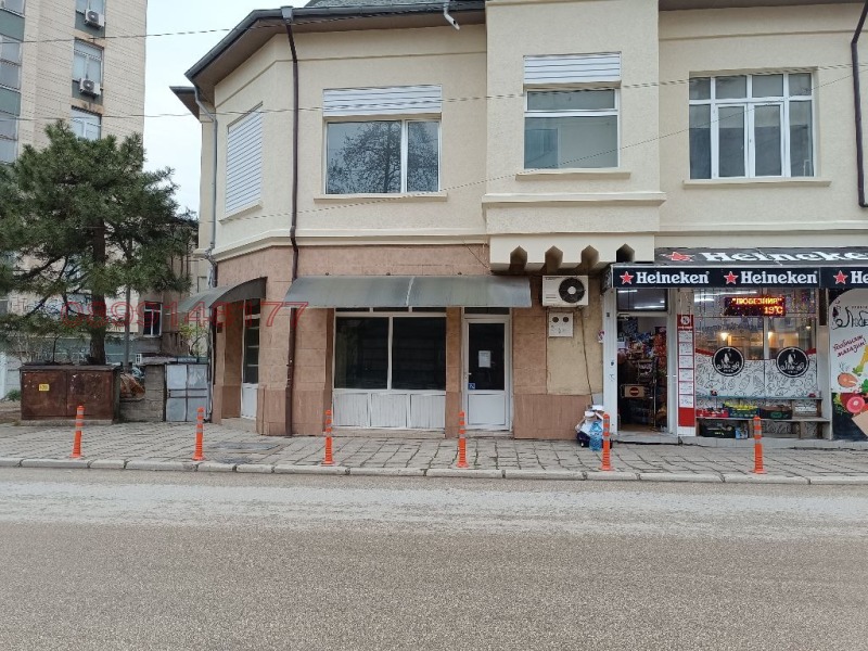 Дава под наем МАГАЗИН, гр. Силистра, Център, снимка 3 - Магазини - 52752511
