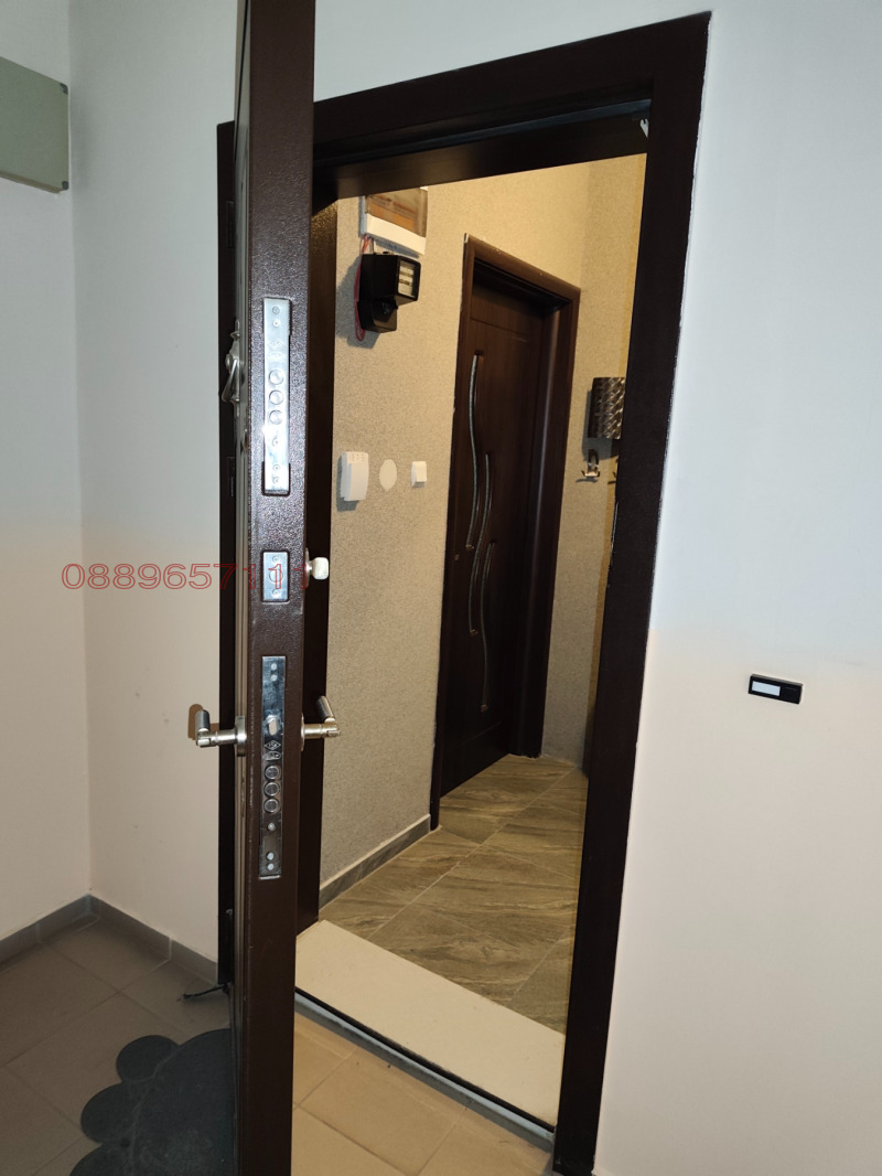 Дава под Наем 3-СТАЕН в град Варна, Младост 1 - 60 кв.м / 420 € » 821.45 лв.