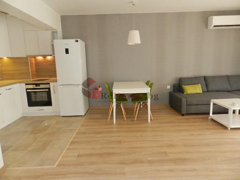 Zu vermieten  1 Schlafzimmer Warna , Okraschna bolniza-Generali , 79 qm | 39659014
