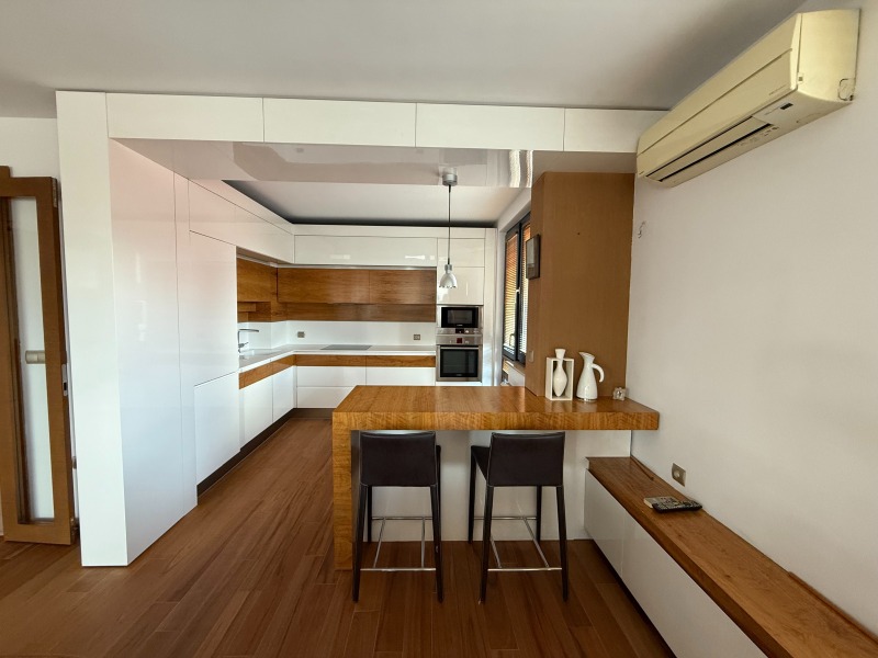 Zu vermieten  3 Schlafzimmer Sofia , Geo Milew , 140 qm | 17907718 - Bild [14]