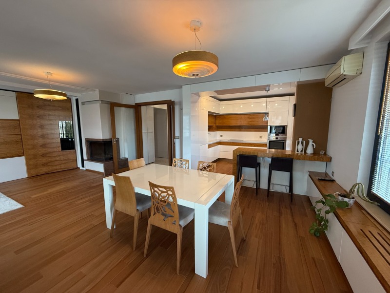 Zu vermieten  3 Schlafzimmer Sofia , Geo Milew , 140 qm | 17907718 - Bild [12]