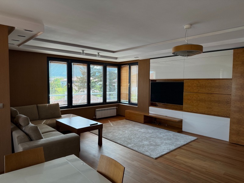 Zu vermieten  3 Schlafzimmer Sofia , Geo Milew , 140 qm | 17907718 - Bild [15]